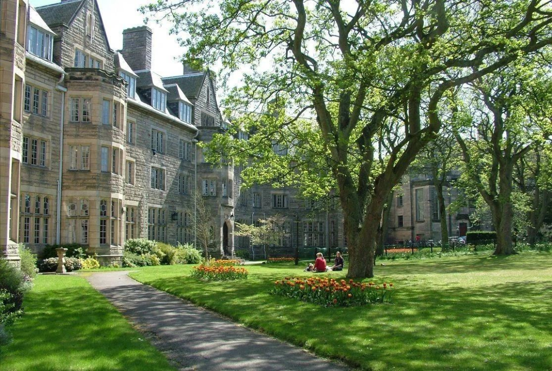 英国大学